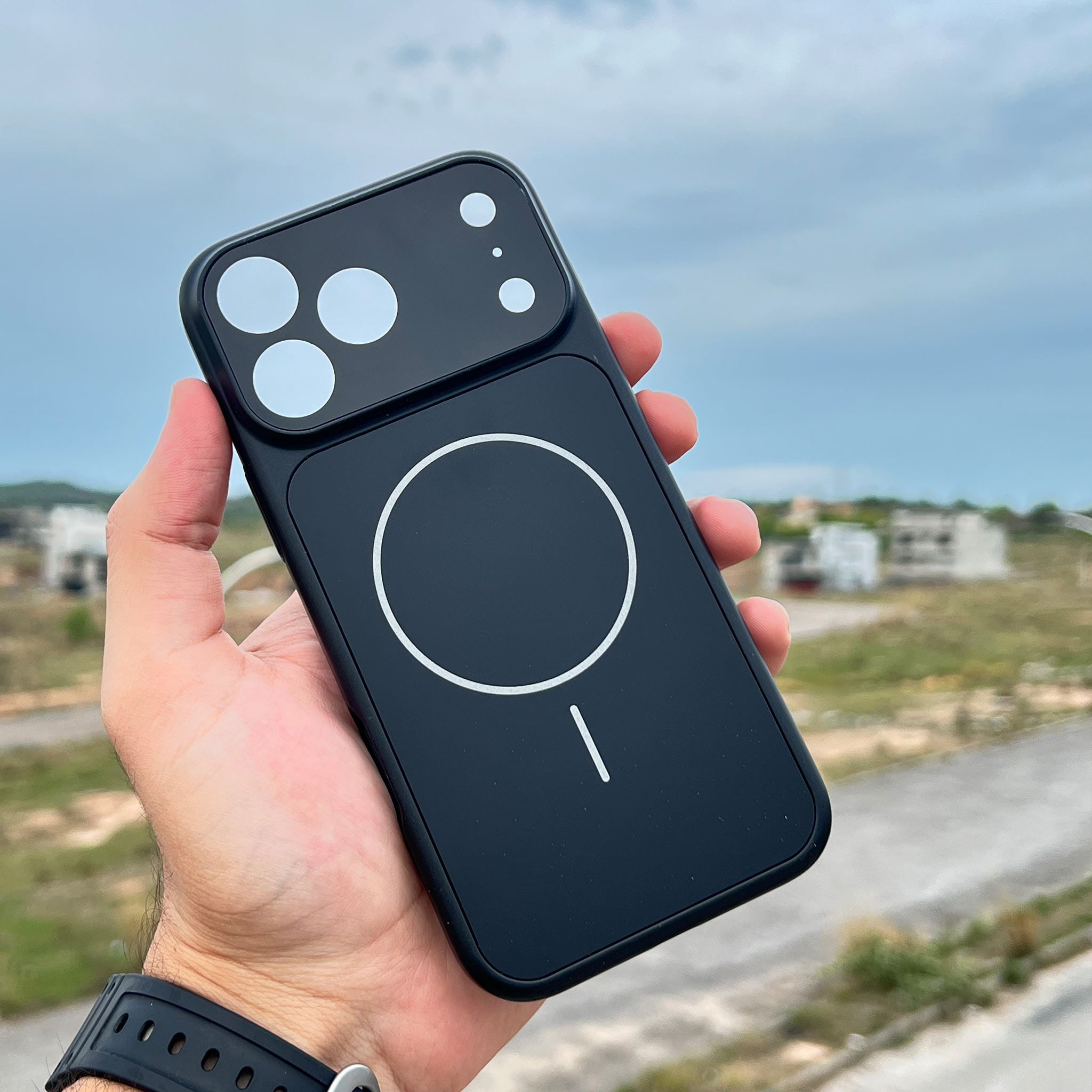 MagSafe AG Matte Glass Case for iPhone 17 Pro Max | Matte Black | Wireless Charging Compatible