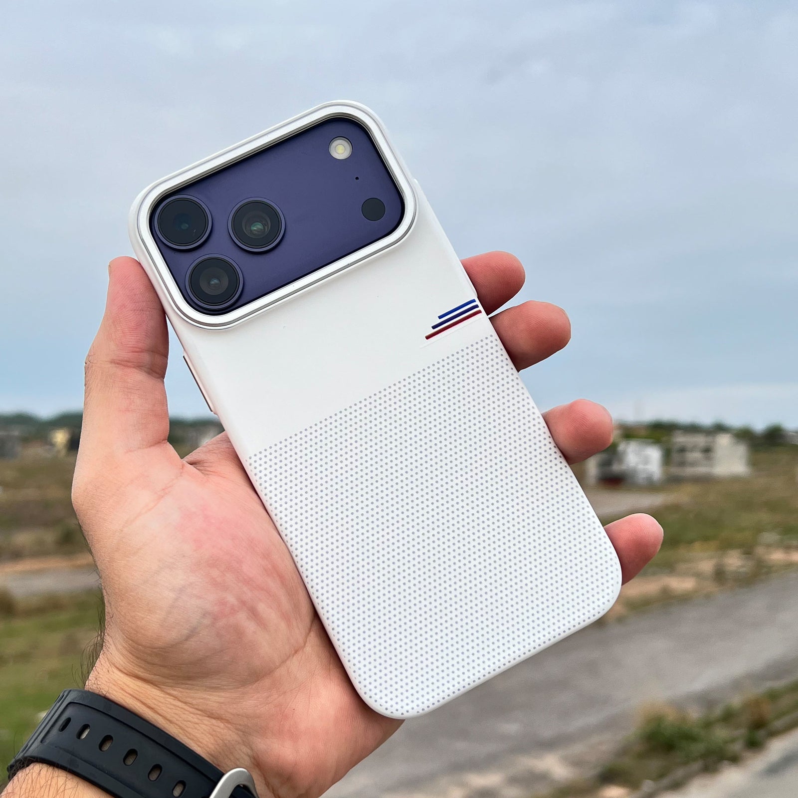 Silicone-Case-Pure-White-Back-Arkivs