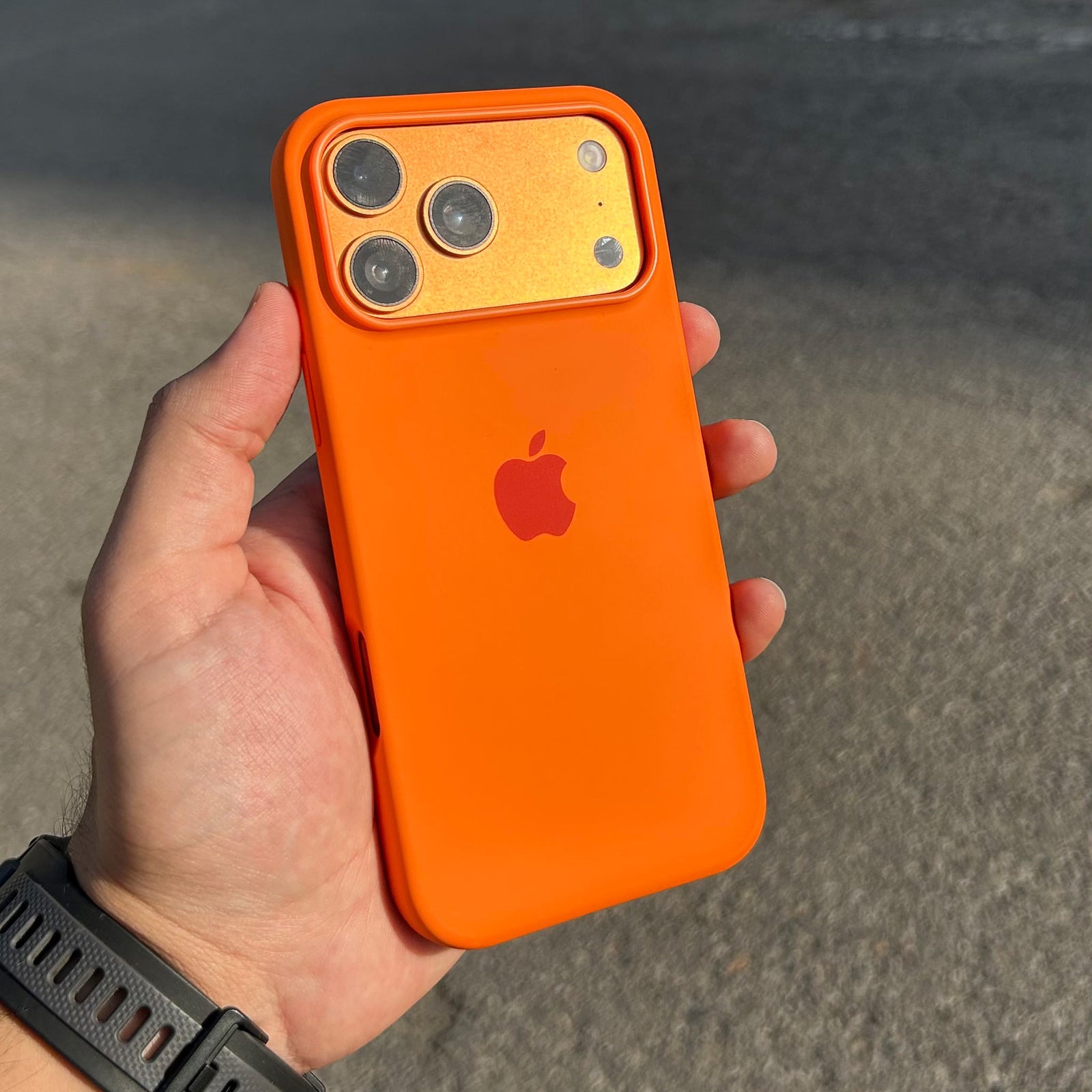 Apple MagSafe Silicone Animation Case | Orange
