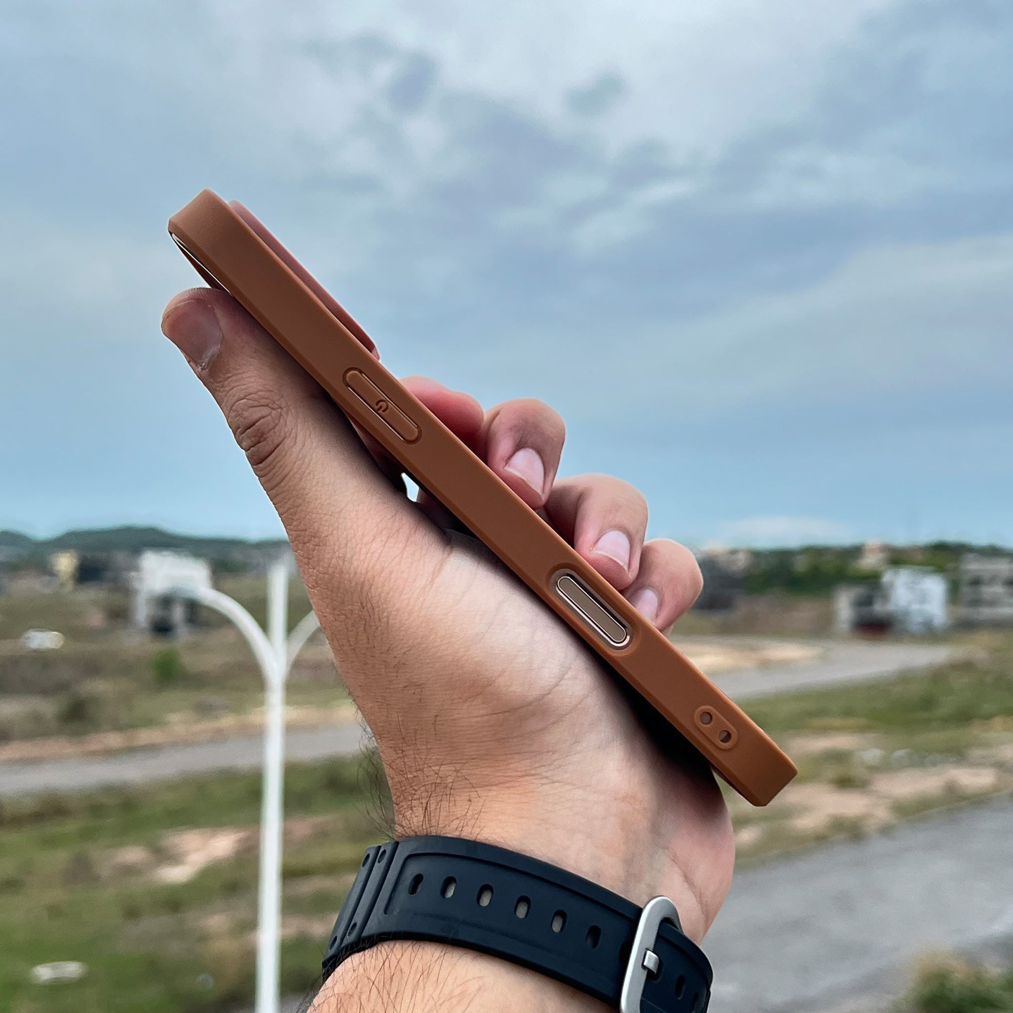 Santa Barbara Polo Style Leather Case for iPhone 16 Pro Max | Tan Brown | Wireless Charging Compatible