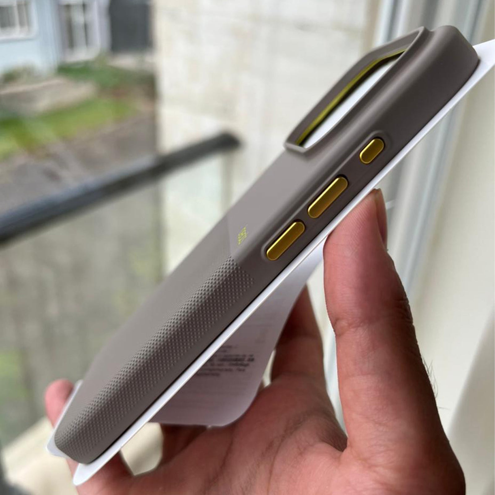 Apple Beats MagSafe Case | Grey