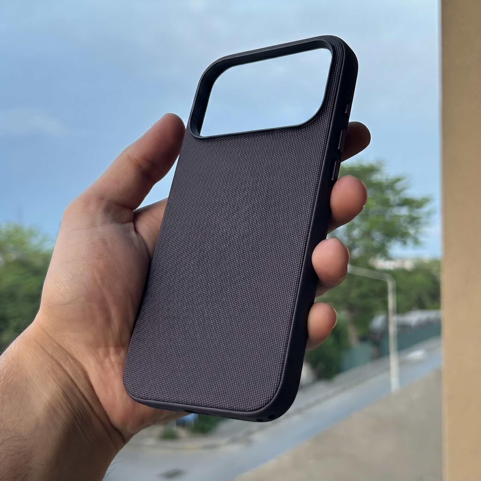 Apple TechWoven Case with Camera Control | Purple